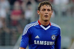 Matic yeniden Chelsea yolunda!