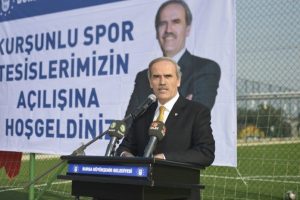 Kurşunlu'ya modern spor sahası