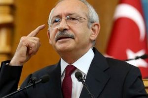 "T&uuml;rkiye'de devlet krizi yaşanıyor"