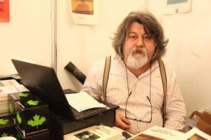 "Edebiyat post modernleşiyor"