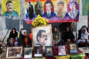 PKK'lılar i&ccedil;in taziye &ccedil;adırı