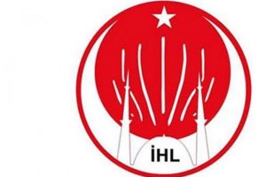 "Milletimizin yanındayız"