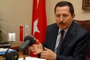 Abartıldığı gibi 30-40 kişi değil