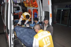 &Ouml;ğrenciye bı&ccedil;aklı saldırı