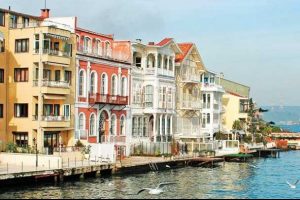 &Uuml;&ccedil; yıllık primini biriktir Boğaz'dan yalı alırsın!