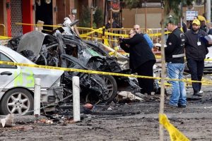 L&uuml;bnan'da bombalı saldırı