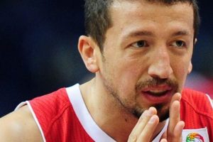 Hidayet, Los Angeles Clippers ile anlaştı
