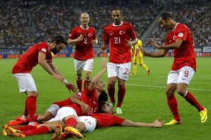 İki basamak daha geriledik