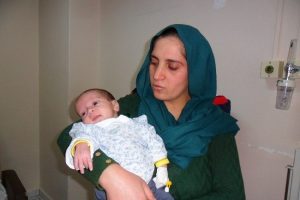 Nurhat bebek hayata tutundu