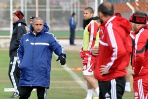 Carlos'tan futbolculara uyarı!
