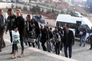 Fuhuş operasyonunda 6 g&ouml;zaltı