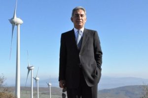 Şirketini Kanadalılara satıyor