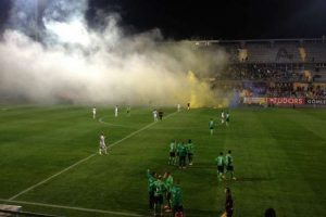 Fenerbah&ccedil;e ma&ccedil;ına "meşale" arası
