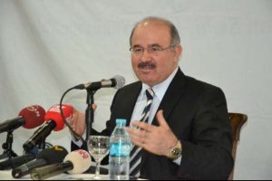 "Yetimin hakkına el uzatanın elini kırarız"