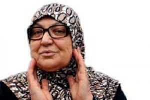 65 yaşındaki Semiha ninenin botoks isyanı