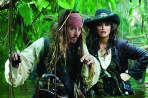 Kaptan Jack Sparrow d&ouml;n&uuml;yor
