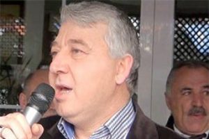 AK Partili vekil Erdoğan'ı &ouml;vd&uuml;