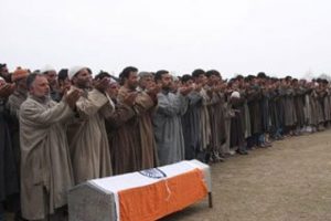 Hindistan'da alkoliklerin cenaze namazı kılınmayacak