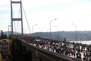 İstanbul Maratonu'na b&uuml;y&uuml;k onur