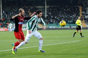 Musa &Ccedil;ağıran Bursaspor'a kazandırarak gitti!