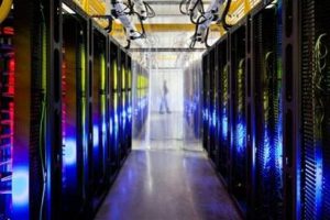 IBM 15 veri merkezi inşa edecek