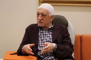 O vakıftan 'se&ccedil;im' atağı