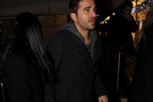 Engin Altan yeni sevgilisiyle gece gezmesinde...
