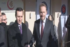 İzzetbegovi&ccedil;'in doğduğu evi Başbakan Yardımcısı a&ccedil;tı