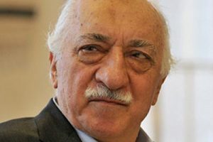 Fethullah G&uuml;len'e su&ccedil; duyurusu