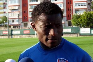 Kardemir Karab&uuml;kspor Akpala ile yollarını ayırdı