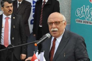 Bakan'dan &ouml;ğretmenlere kitap tavsiyesi