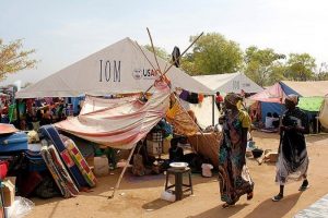 G&uuml;ney Sudanlılar i&ccedil;in yeni kamplar kurmaya &ccedil;alışıyoruz