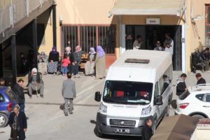 D&uuml;ğ&uuml;nde maganda kurşunu can aldı