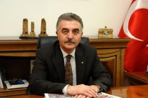 'R&uuml;şvet&ccedil;iler hayırsever, h&acirc;kim ve savcılar militan oldu'