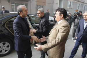 Bakan Mehdi Eker'den taziye ziyareti