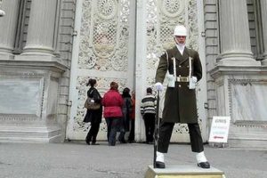 Saraylarda asker d&ouml;nemi bitiyor