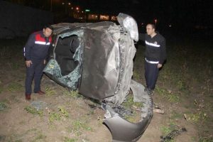 Emniyet kemeri sayesinde bu ara&ccedil;tan sağ &ccedil;ıktı
