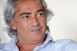 &Uuml;nl&uuml; y&ouml;netmen Mustafa Altıoklar'ın acı g&uuml;n&uuml;