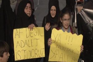 &Ouml;zg&uuml;rl&uuml;k i&ccedil;in...