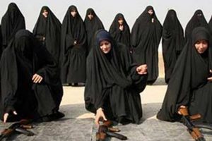 El Kaide'den kadınlara eğitim kampı