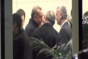 Başbakan'la s&uuml;rpriz g&ouml;r&uuml;şme