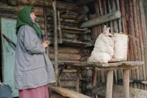 Sibiryada'ki son keşişe helikopterle yardım ulaştırılacak