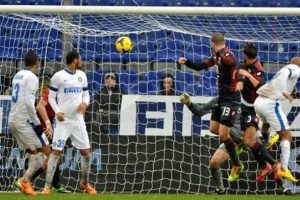 Genoa Inter'i devirdi:1-0