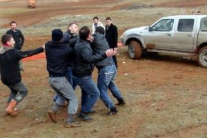 Off-Road yarışında '&ccedil;amur' kavgası