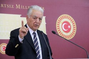 "H&uuml;k&uuml;met muhalefeti dikkate almıyor"