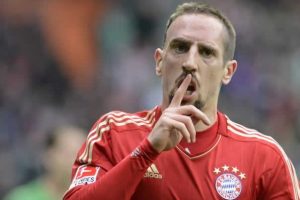 Ribery'nin y&uuml;reği acıyor!
