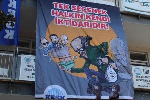 Sendikanın karikat&uuml;rl&uuml; yolsuzluk afişi indirildi