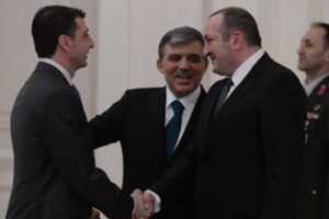 G&uuml;l'den G&uuml;rcistan Cumhurbaşkanı onuruna yemek