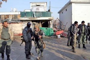 Afganistan'da 50 iş&ccedil;i ka&ccedil;ırıldı