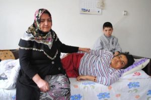 3 &ccedil;ocuklu anneden insanlık dersi